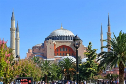 İBB Ayasofya’daki ilk Cuma Namazı için önlemler aldı