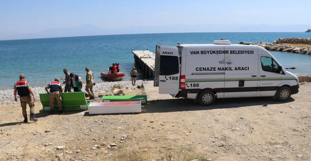 Van Gölü'nde ölü sayısı 59'a yükseldi