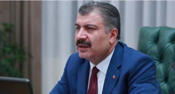 Bakan Koca bir kez daha uyardı: "Evden dışarıya adım atmayın!.."