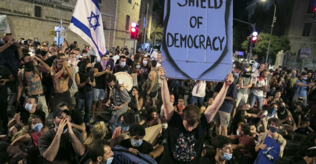 Netanyahu aleyhine dünya çapında gösteri