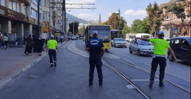 Minibüs ve otobüslere ‘ayakta yolcu’ denetimi