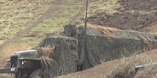 Azerbaycan ordusu çok sayıda askeri araç ve silah ele geçirdi
