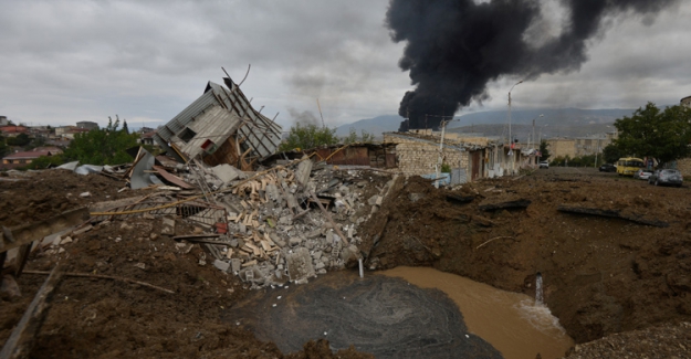 Çatışmalar sürüyor: Karabağ için Rusya devrede