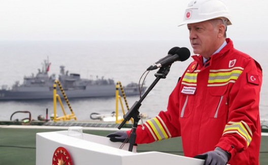 Erdoğan: "Sakarya sahasının Tuna-1 bölgesinde keşfettiğimiz doğal gaz rezervine 85 milyar metreküp daha ilave edildi"