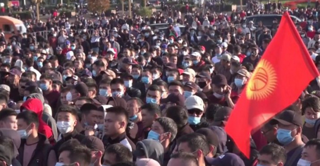 Kırgızistan'da şiddetli protestolar karşısında Parlamento seçimleri iptal etti!..