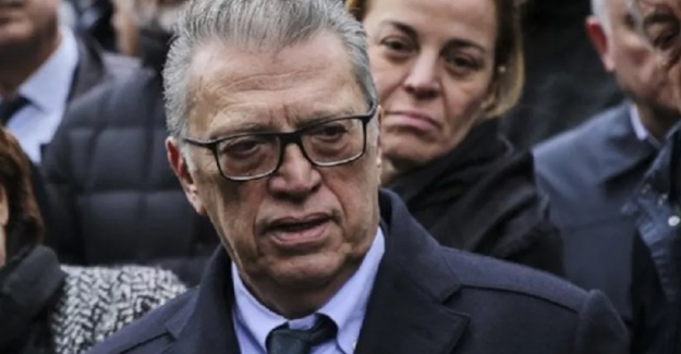 Mesut Yılmaz hayatını kaybetti