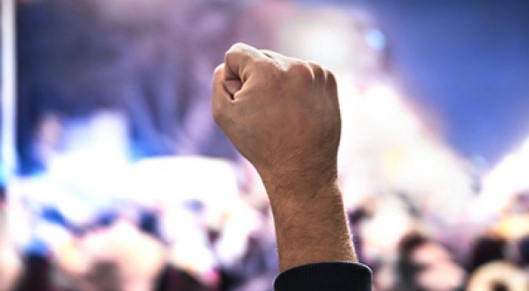 Petrol-İş Sendikası'nın "Grev" kararını Cumhurbaşkanı erteledi