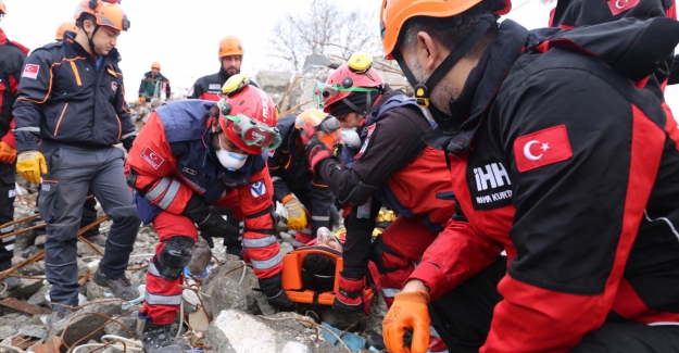Deprem değil ihmal öldürür