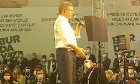 Gelecek Partisi 1. Olağan Kongresi yapıldı. Genel Başkanlığa Ahmet Davutoğlu seçildi