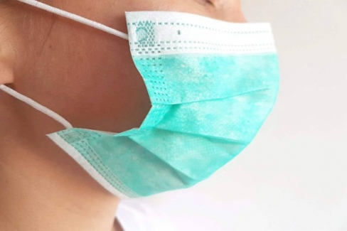 Sağlık Bakanı'ndan moral dopingi: "Maske, yakın zamanda hayatımızdan çıkmış olacak"