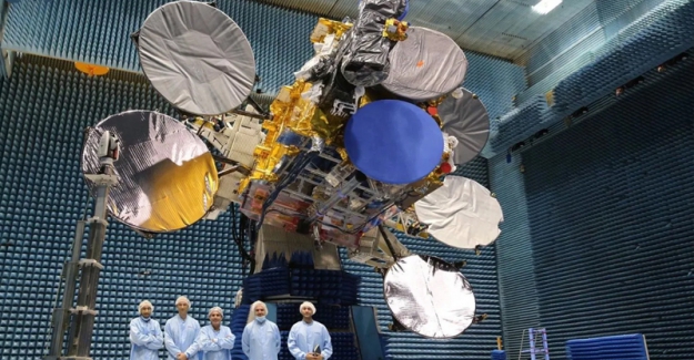 Bakan Adil Karaismailoğlu: "Pazartesiyi Salıya bağlayan gece 5A uydumuzu uzaya fırlatıyoruz"