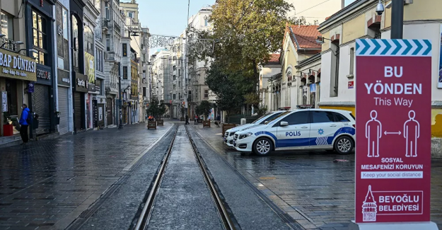 İçişleri Bakanlığı'ndan sokağa çıkma kısıtlamasında 'istisna' genelgesi