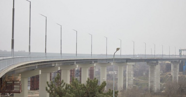 Ukrayna'da 55 yıldır planlanan o köprüyü, Türk firması 8 ayda faaliyete geçirdi