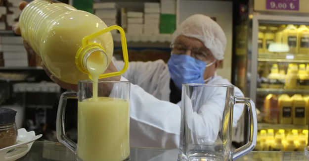 Bursa'nın Bozacısı işe seyyar satıcılıkla başladı, şimdi dünyaya satıyor