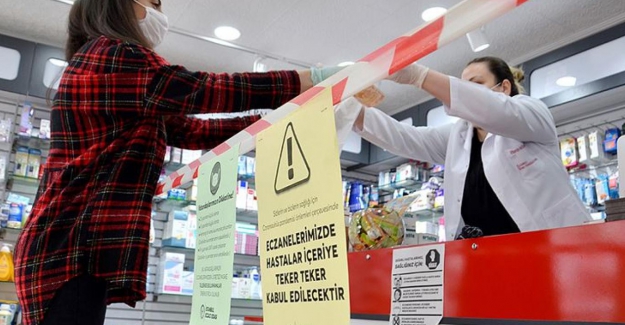 Eczane çalışanları da aşı olmaya başlıyor