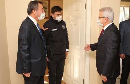 Erdem ve Arslan’dan polis merkezlerine yeni yıl ziyareti