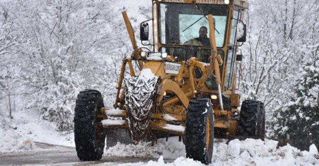 Gemlik’te kar ulaşıma engel değil