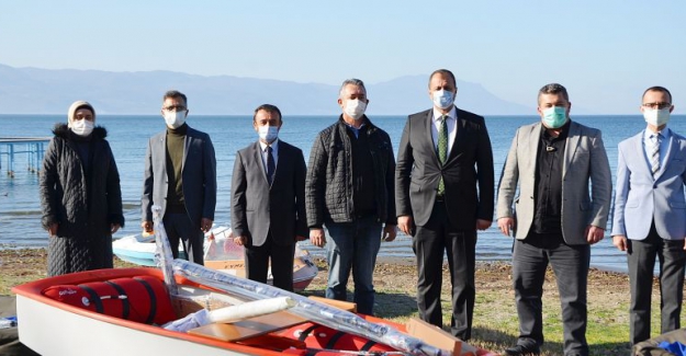 İznik Gölü'nde 30 yıldan sonra "Optimist Yelken Sporu" yeniden başlatılıyor