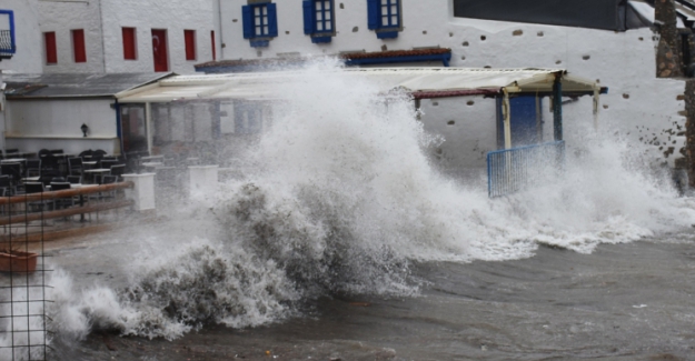 Meteoroloji, Batı Karadeniz Bölgesi için fırtına uyarısı yaptı