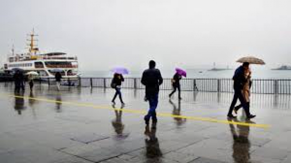 Meteoroloji Genel Müdürlüğü'den Ege ve Akdeniz Bölgeleri için fırtına ve yoğun yağış bildirimi