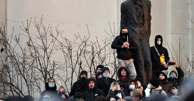 Moskova’daki gösterilerde binden fazla kişi gözaltına alındı