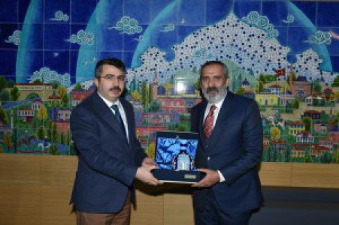 Sanatçı Yavuz Bingöl'den Yıldırım belediyesi'ne ziyaret