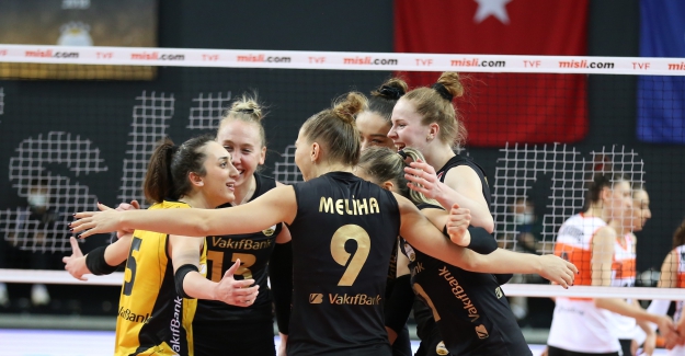 Derbide gülen taraf lider VakıfBank