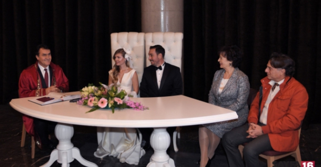 Hülya Koçyiğit'e Rus gelin