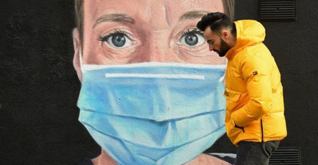 İngiltere'de koronavirüs kısıtlamalarının 8 Mart'tan itibaren 4 aşamada kaldırılması planlanıyor