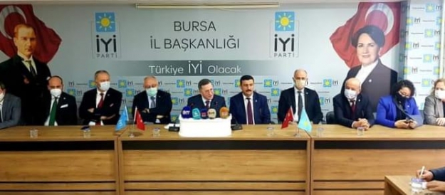İyi Parti Grup Başkan Vekili Lütfi Türkkan Bursa'da