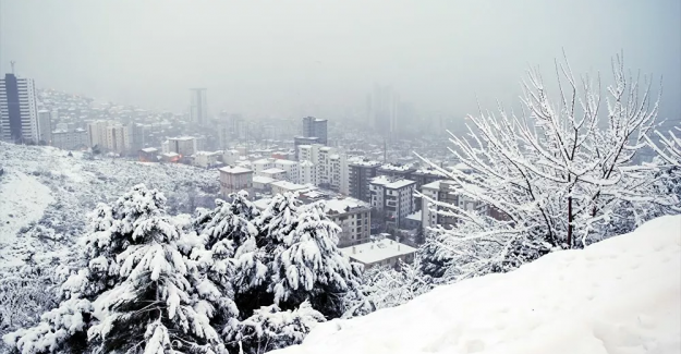 Marmara ve Batı Karadeniz'e yoğun kar yağışı ve fırtına geliyor