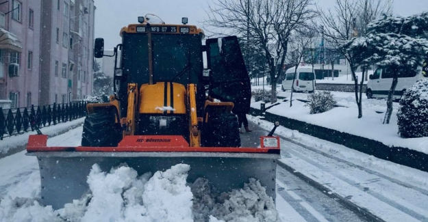 Nilüfer’de kesintisiz kar mesaisi