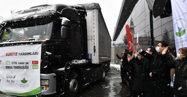Osmangazi Belediyesi'nden Suriye halkına 5 TIR yardım