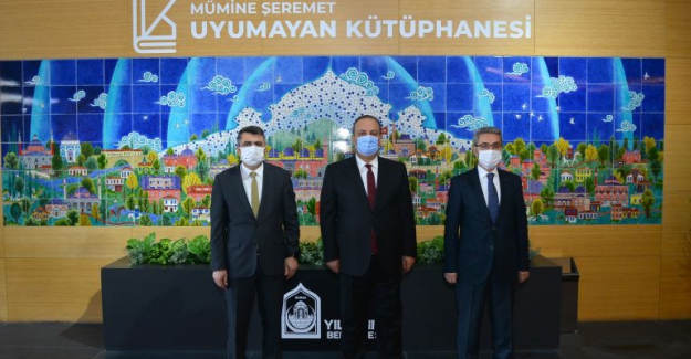 Vali Canbolat'tan Kütüphane ziyareti