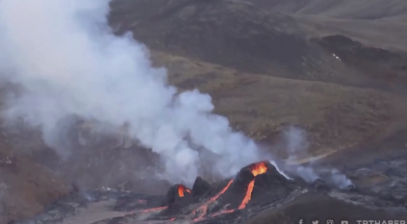 6 bin yıldır uyuyan yanardağ harekete geçti