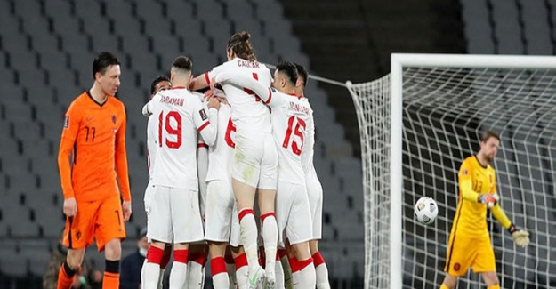 A Milli Takımımız, dünya devi Hollanda'yı 4 gol ile perişan etti