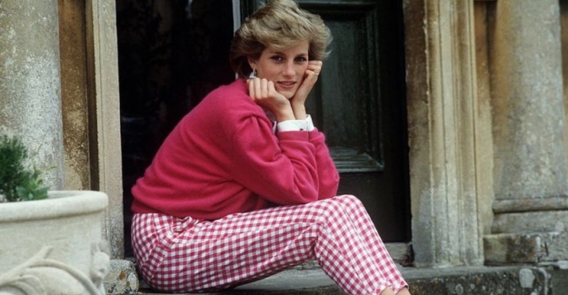 İngiltere Kraliyet Ailesi'nin garip ve ayrıcalıklı dünyası