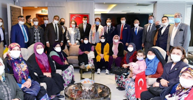 Kirazlıyayla Kadınlarından Akşener'e şikayet ziyareti