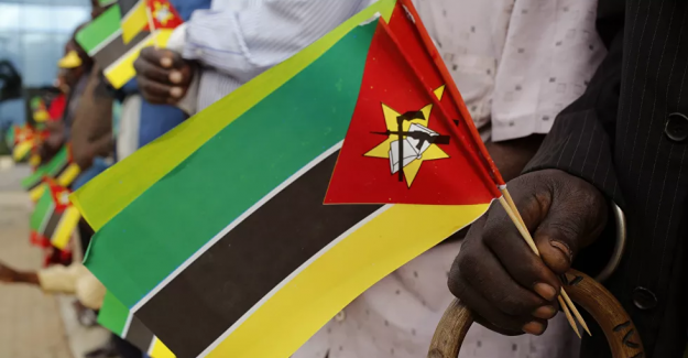 Mozambikli sanatçılardan İstiklal Marşı