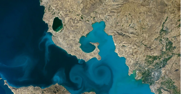 NASA'nın "Dünya Turnuvası" yarışmasında Van Gölü fotoğrafı yarı finale ulaştı