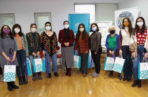 Nilüferli Genç Kızlara “Değişen Ben” Atölyesi