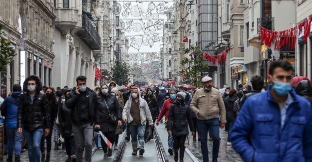 Uzmanlar uyarıyor: "Normalleşme, kontrolsüz devam ederse, üçüncü dalgadan öte tsunami olur"