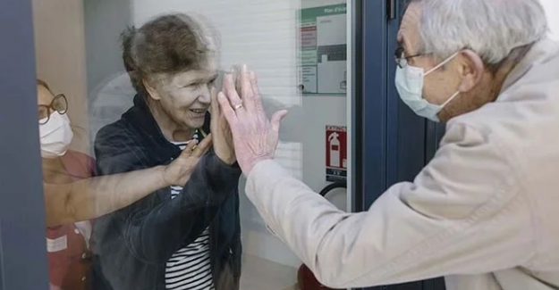 Darısı Bize: "Hollanda'da sokağa çıkma kısıtlaması kaldırılıyor"