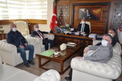 İznik Gölü Keramet Sulama Birliği Başkanı'ndan Belediye Başkanına ziyaret