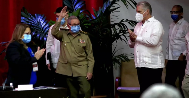 Küba Devlet Başkanı Diaz-Canel, PCC'nin yeni Genel Sekreteri seçildi