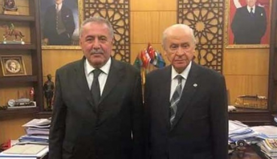 MHP'li Belediye Başkanı partisinden istifa etti