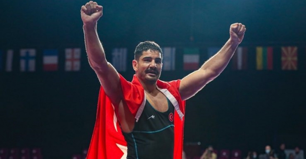 Milli güreşçimiz Taha Akgül, 8. kez Avrupa şampiyonu oldu