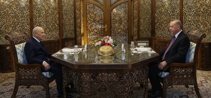 Ramazan'ın üçüncü gününde Erdoğan ve Bahçeli 'Özbek Otağı'nda iftar yaptılar