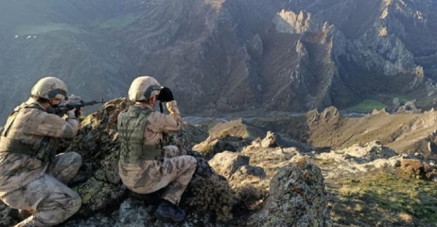 Irak'ta teröristlere pençe vuruldu 