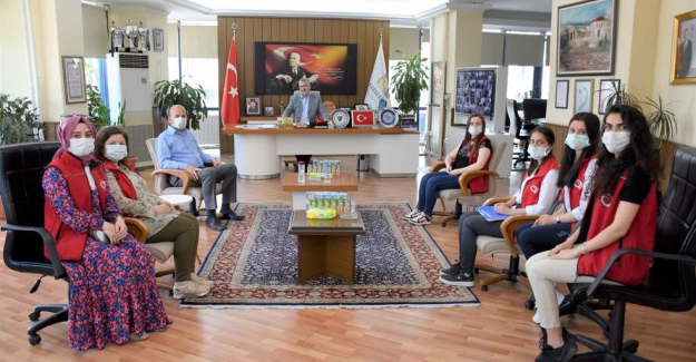 Karacabey’de ihtiyaç sahiplerine koşulsuz destek